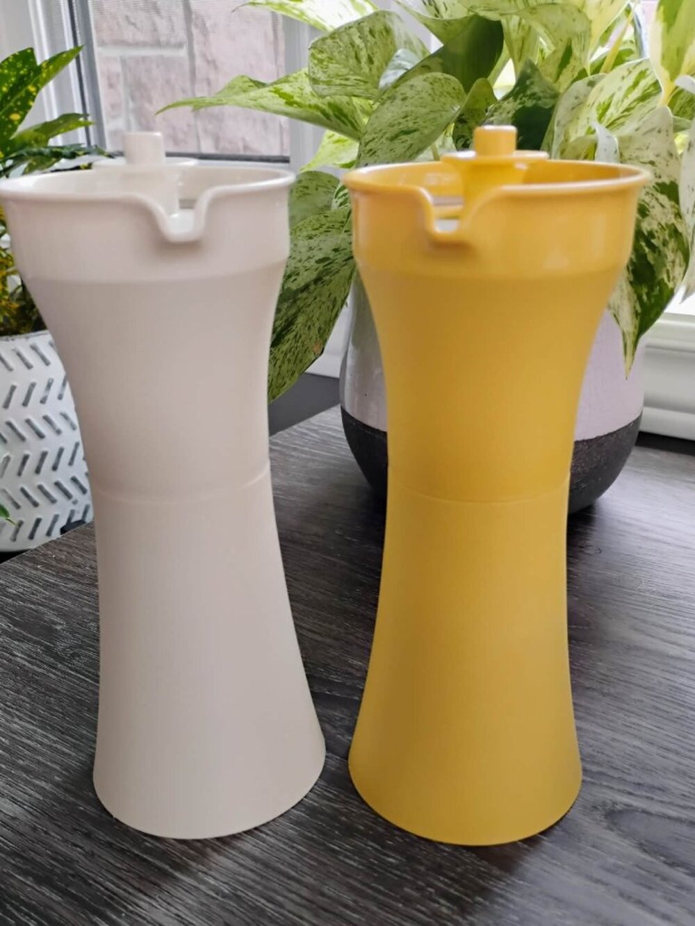 Vintage Tupperware 1246 Cruet Set - Almond & Harvest Gold